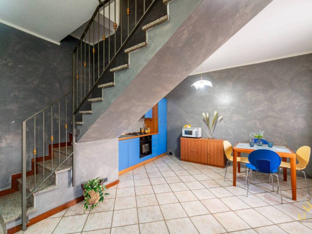 casa indipendente in vendita a Galliate