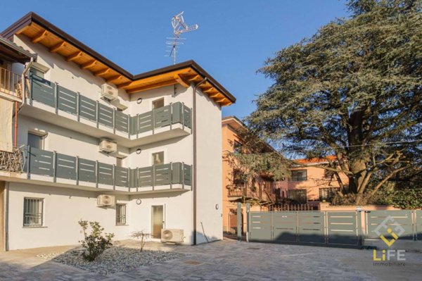 appartamento in vendita a Galliate
