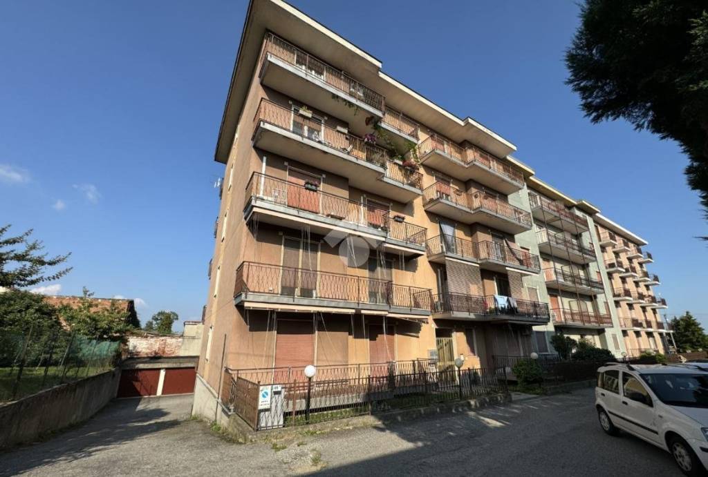 appartamento in vendita a Galliate