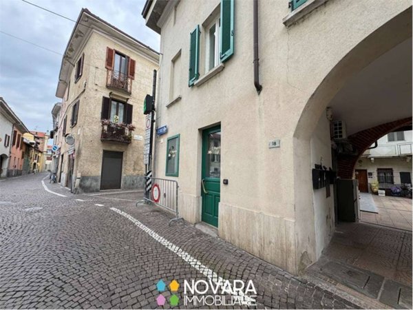 negozio in vendita a Galliate