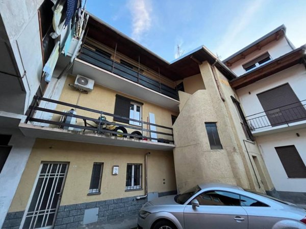 casa indipendente in vendita a Galliate