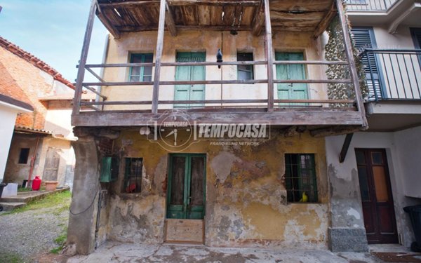 casa indipendente in vendita a Galliate