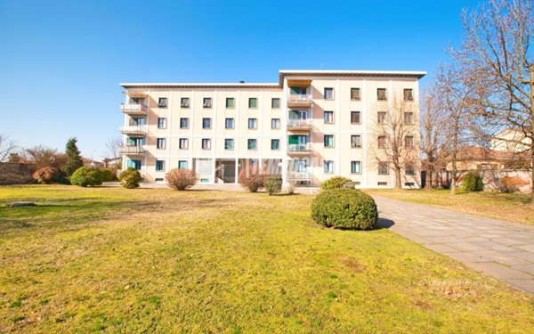 appartamento in vendita a Galliate