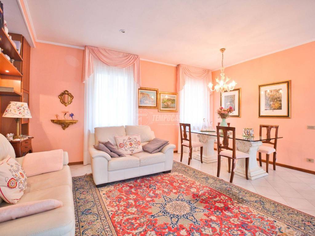 appartamento in vendita a Galliate
