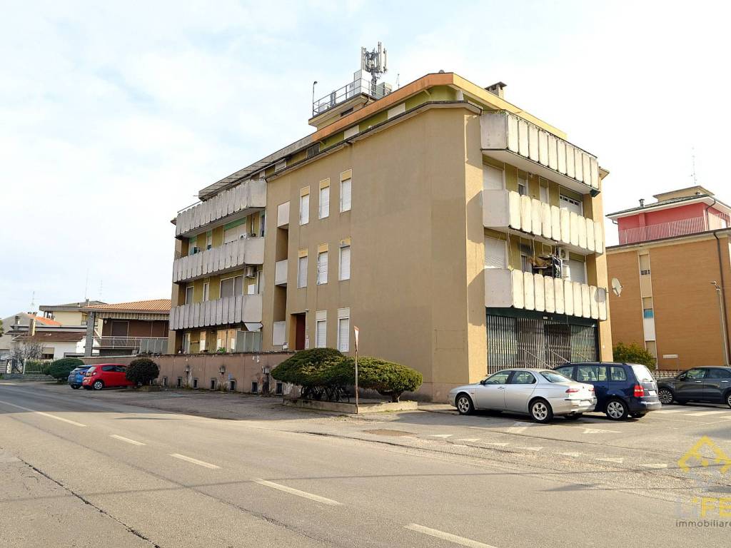 appartamento in vendita a Galliate