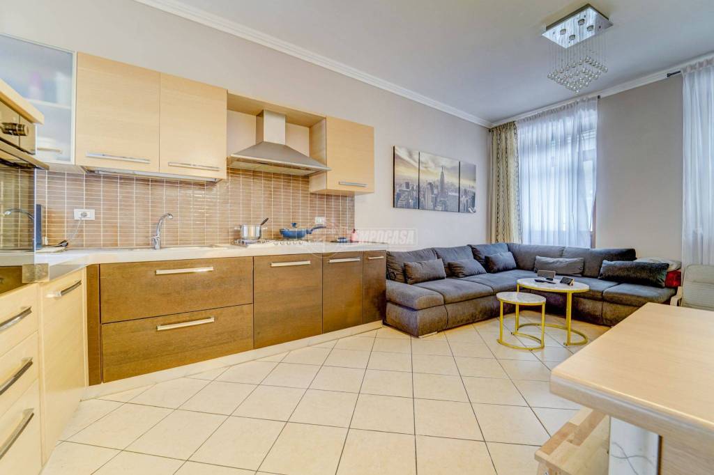 casa indipendente in vendita a Galliate