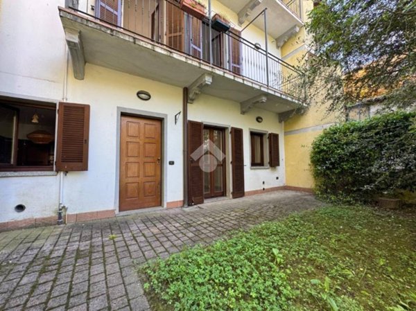 casa indipendente in vendita a Galliate