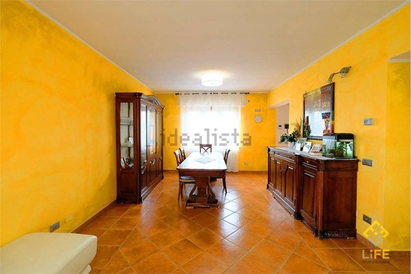 casa indipendente in vendita a Galliate