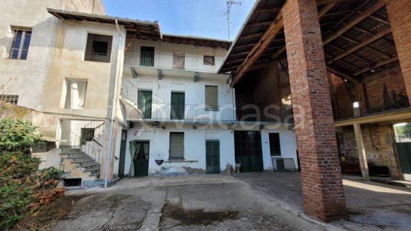 casa indipendente in vendita a Galliate