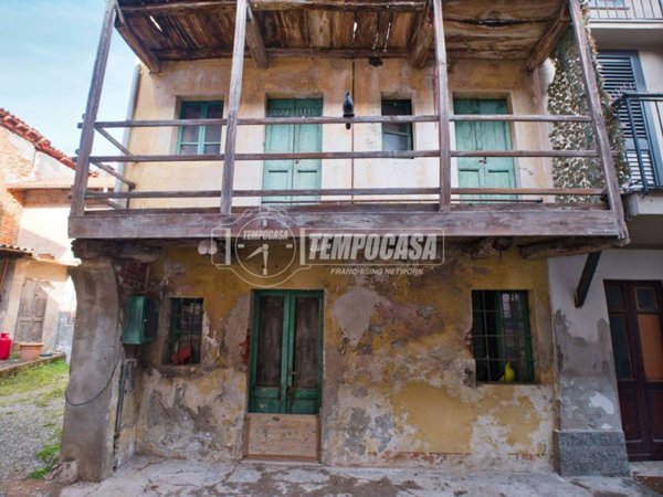 casa indipendente in vendita a Galliate