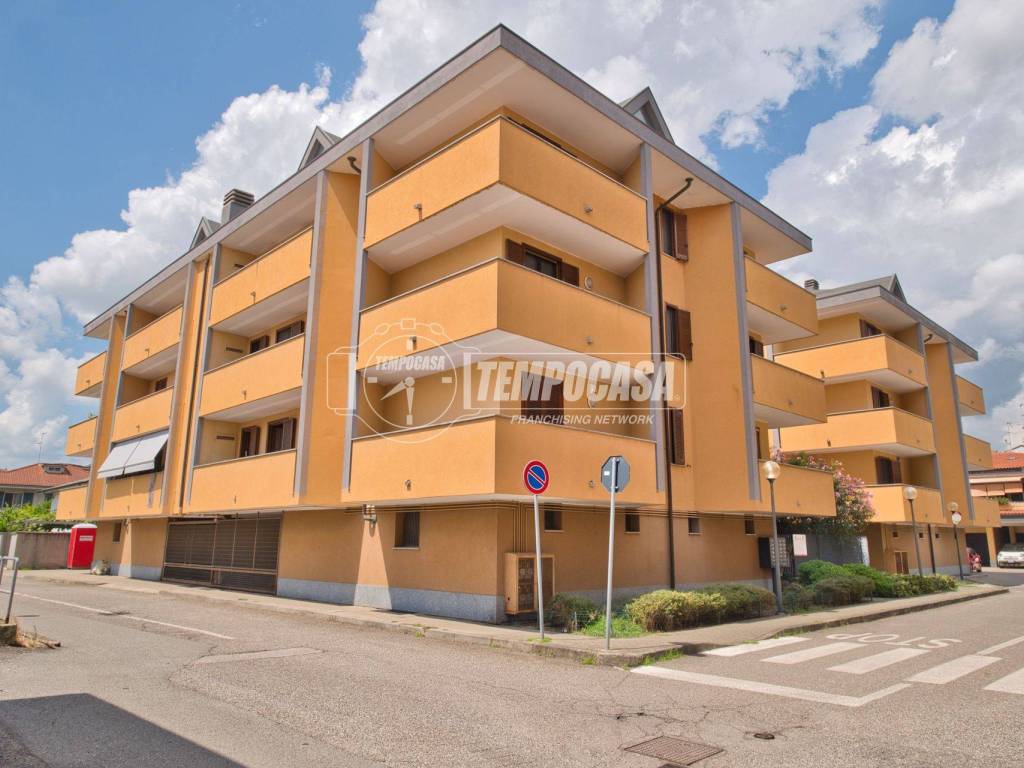 appartamento in vendita a Galliate