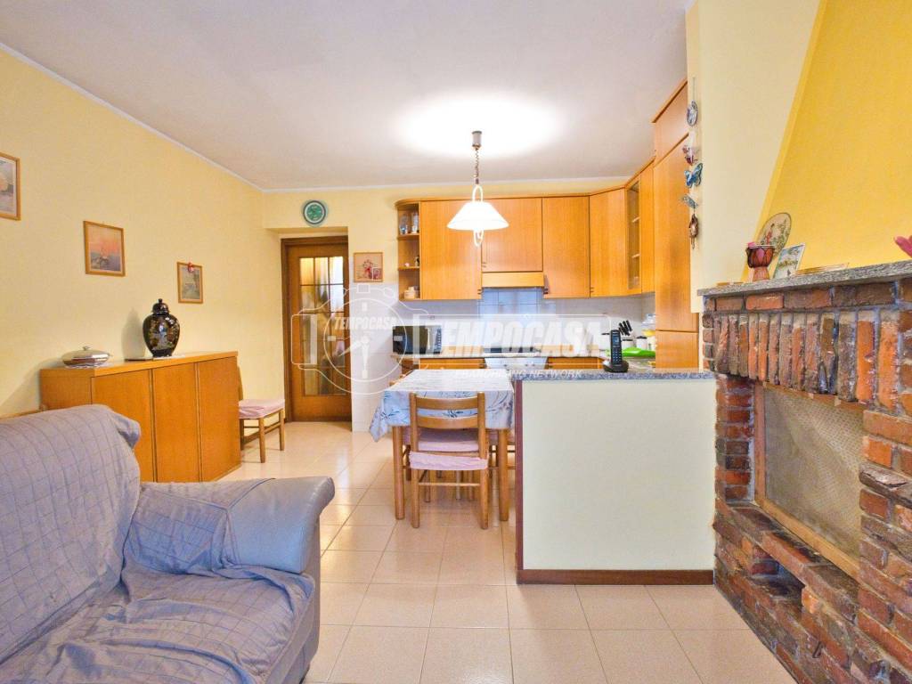 casa indipendente in vendita a Galliate