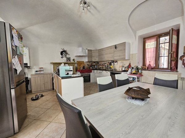 casa indipendente in vendita a Galliate