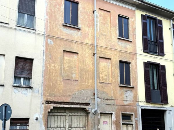 casa indipendente in vendita a Galliate