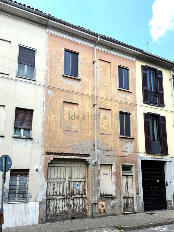casa indipendente in vendita a Galliate