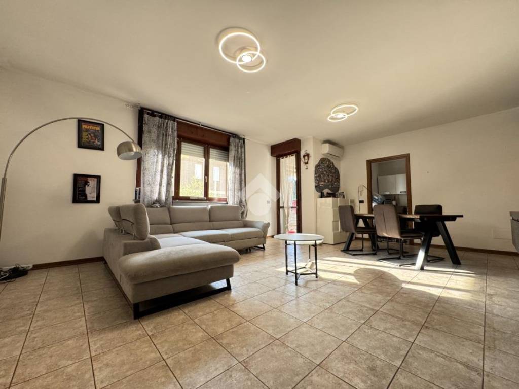 appartamento in vendita a Galliate