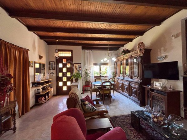 casa indipendente in vendita a Galliate