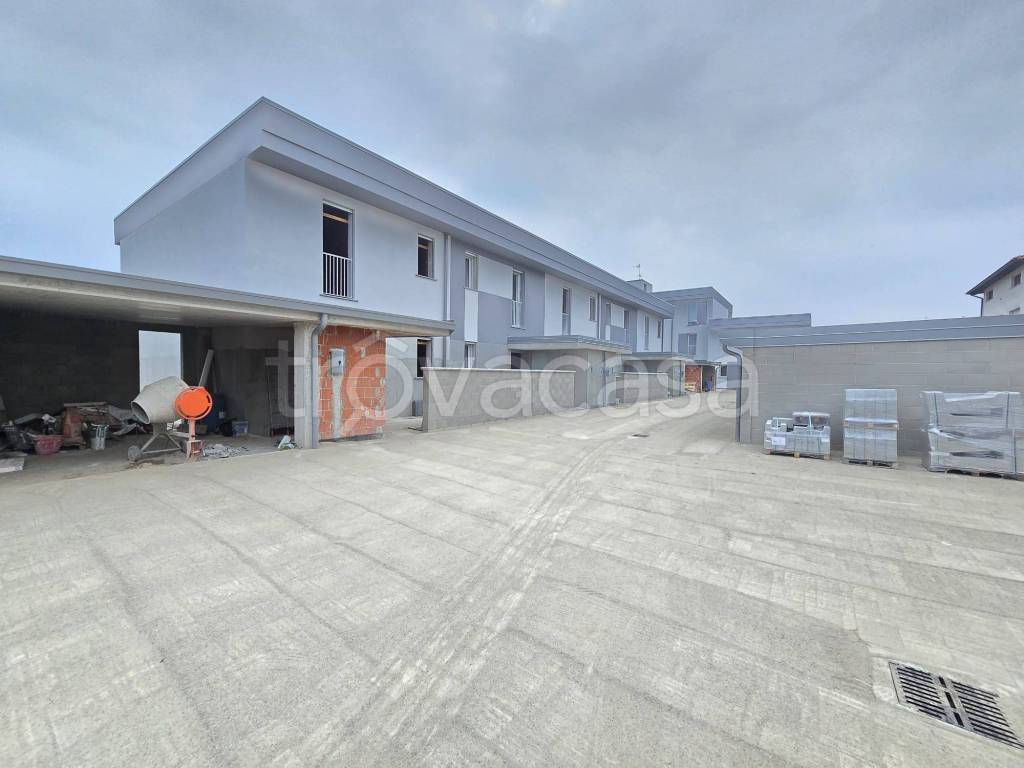 casa indipendente in vendita a Galliate