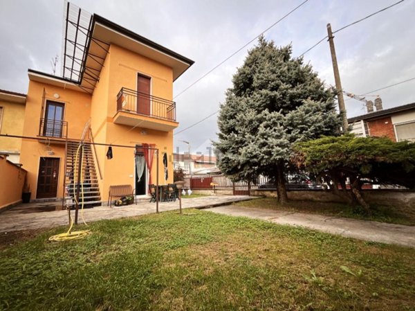 appartamento in vendita a Galliate