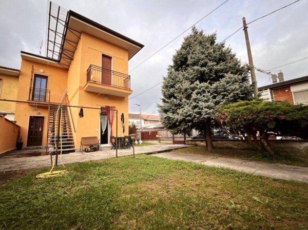 appartamento in vendita a Galliate