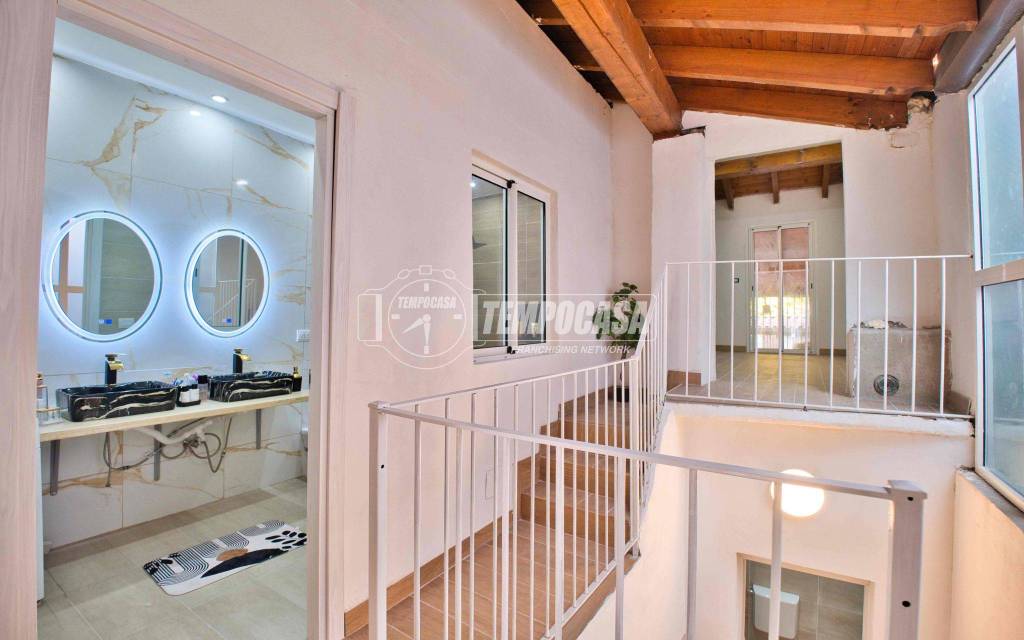 casa indipendente in vendita a Galliate