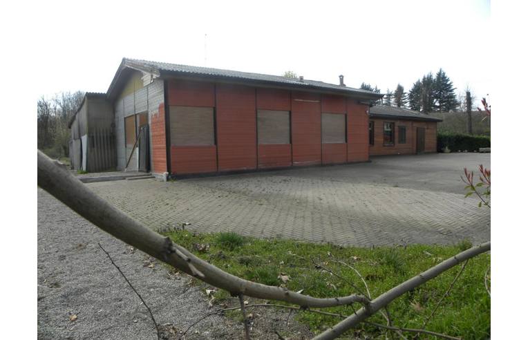 negozio in vendita a Galliate