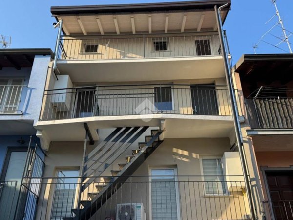 appartamento in vendita a Galliate