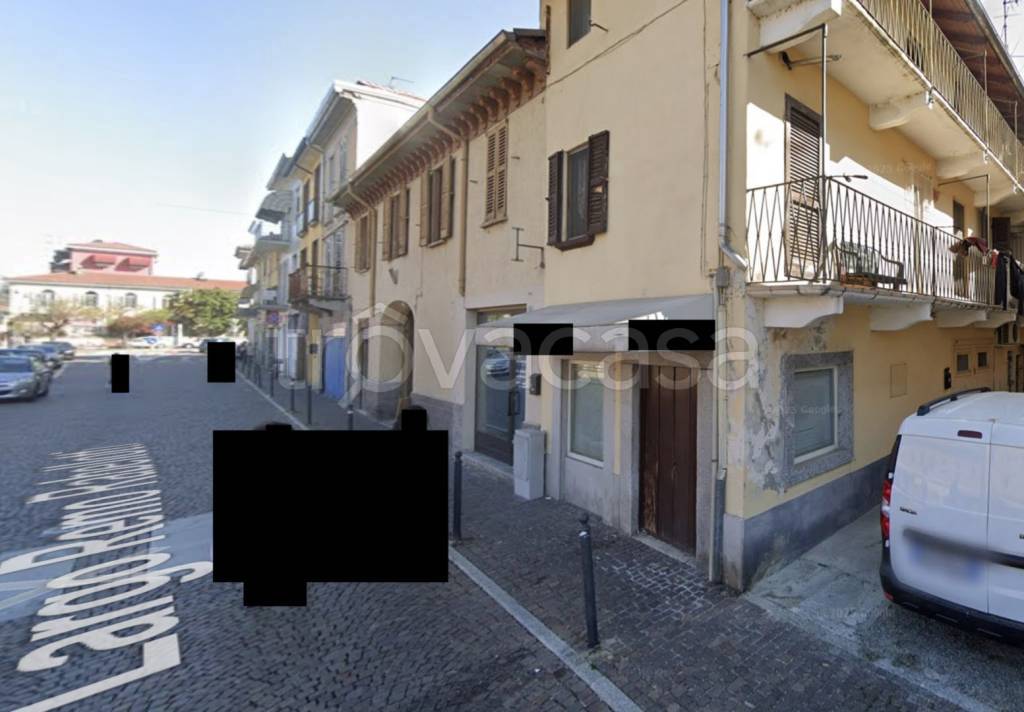 negozio in vendita a Galliate