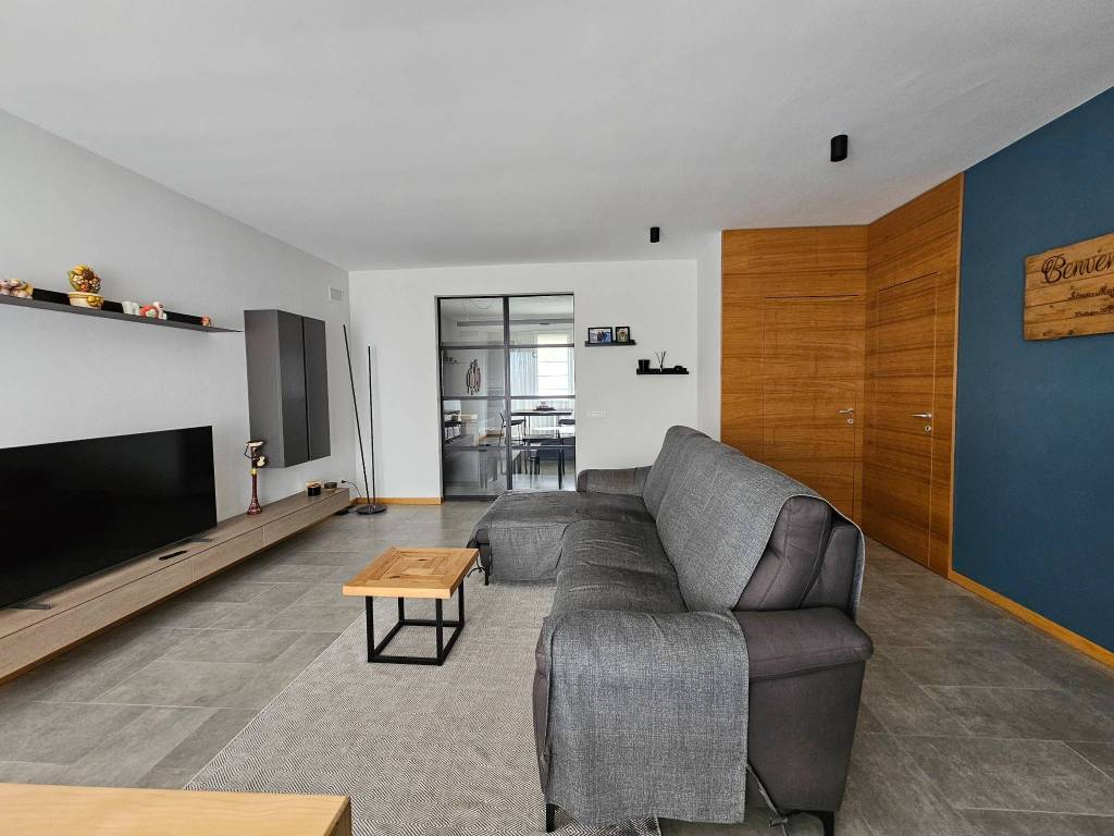 casa indipendente in vendita a Galliate