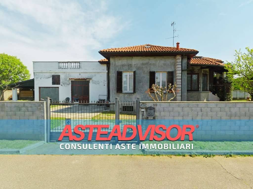 casa indipendente in vendita a Galliate