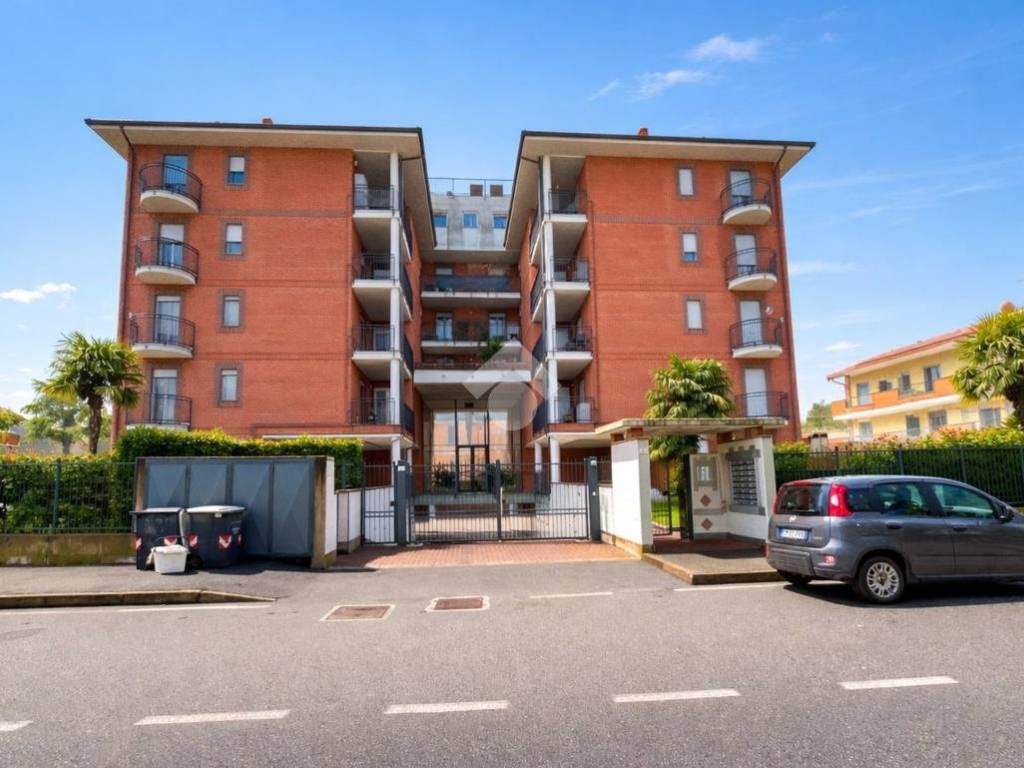 appartamento in vendita a Galliate