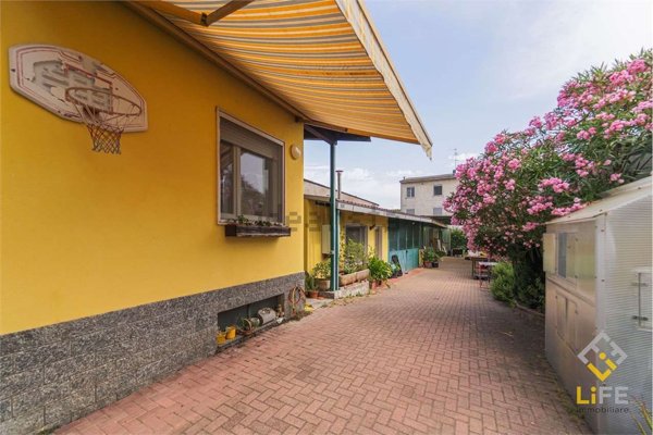 appartamento in vendita a Galliate