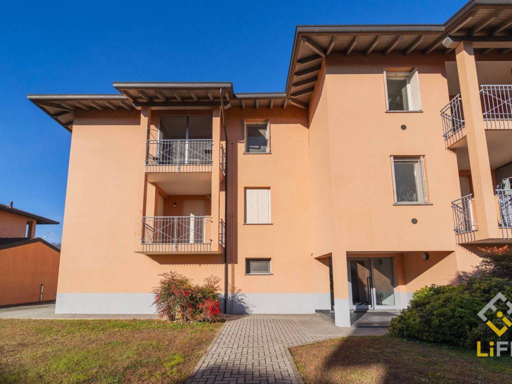 appartamento in vendita a Galliate