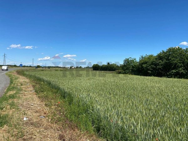 terreno agricolo in vendita a Galliate