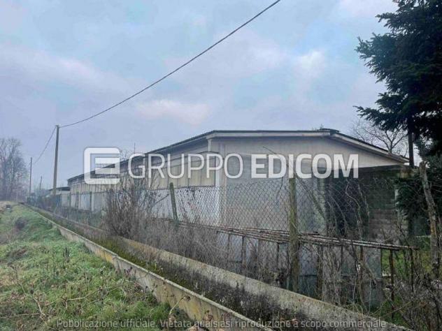 locale commerciale in vendita a Galliate