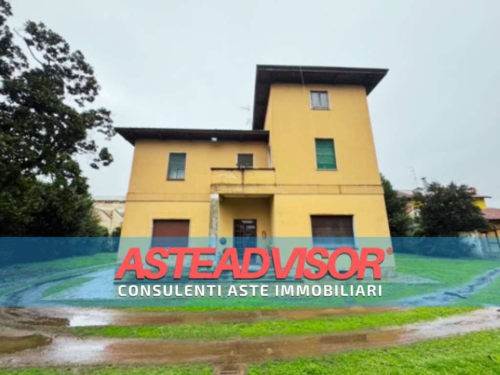 casa indipendente in vendita a Galliate