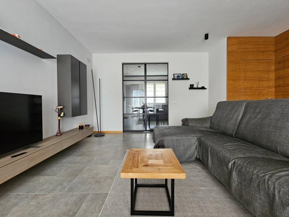 casa indipendente in vendita a Galliate