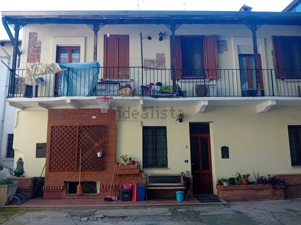 casa indipendente in vendita a Galliate