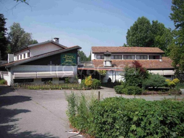 negozio in vendita a Galliate