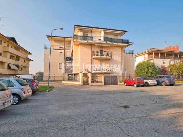 appartamento in vendita a Galliate
