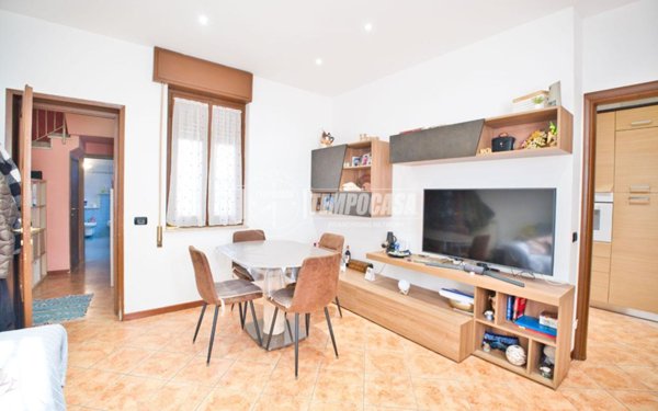 casa indipendente in vendita a Galliate