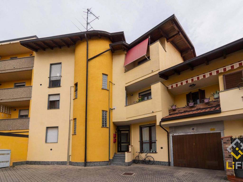 appartamento in vendita a Galliate