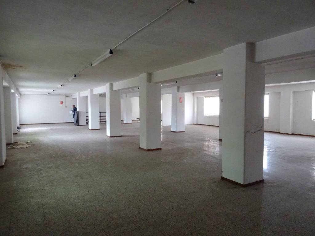 intera palazzina in vendita a Galliate