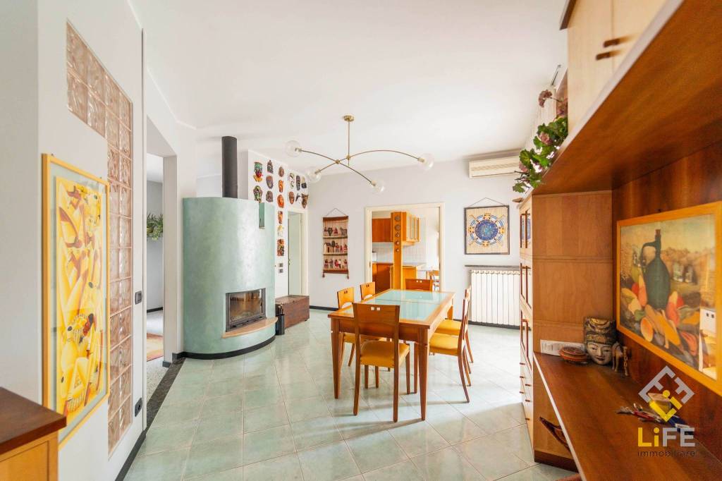 casa indipendente in vendita a Galliate