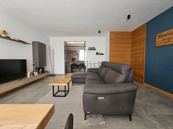 casa indipendente in vendita a Galliate