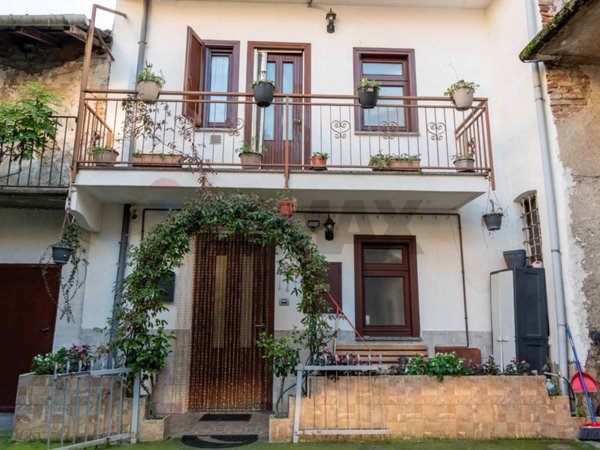 casa indipendente in vendita a Galliate