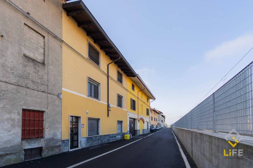 appartamento in vendita a Galliate