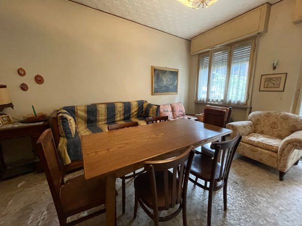 pentavano in vendita a Galliate
