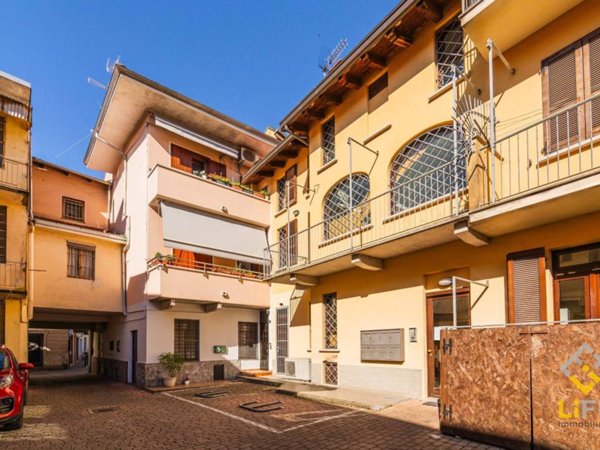 appartamento in vendita a Galliate