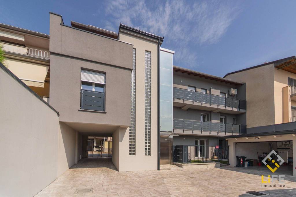 appartamento in vendita a Galliate